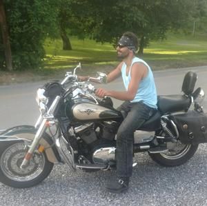 Meet your Posher, Dominic